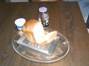 パン焼き機で焼いたパン