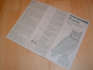 写真10：保護区のパンフレット。単色、レターサイズの3つ折の簡素なもの