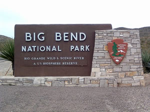 ビッグベンド国立公園の入口標識。
